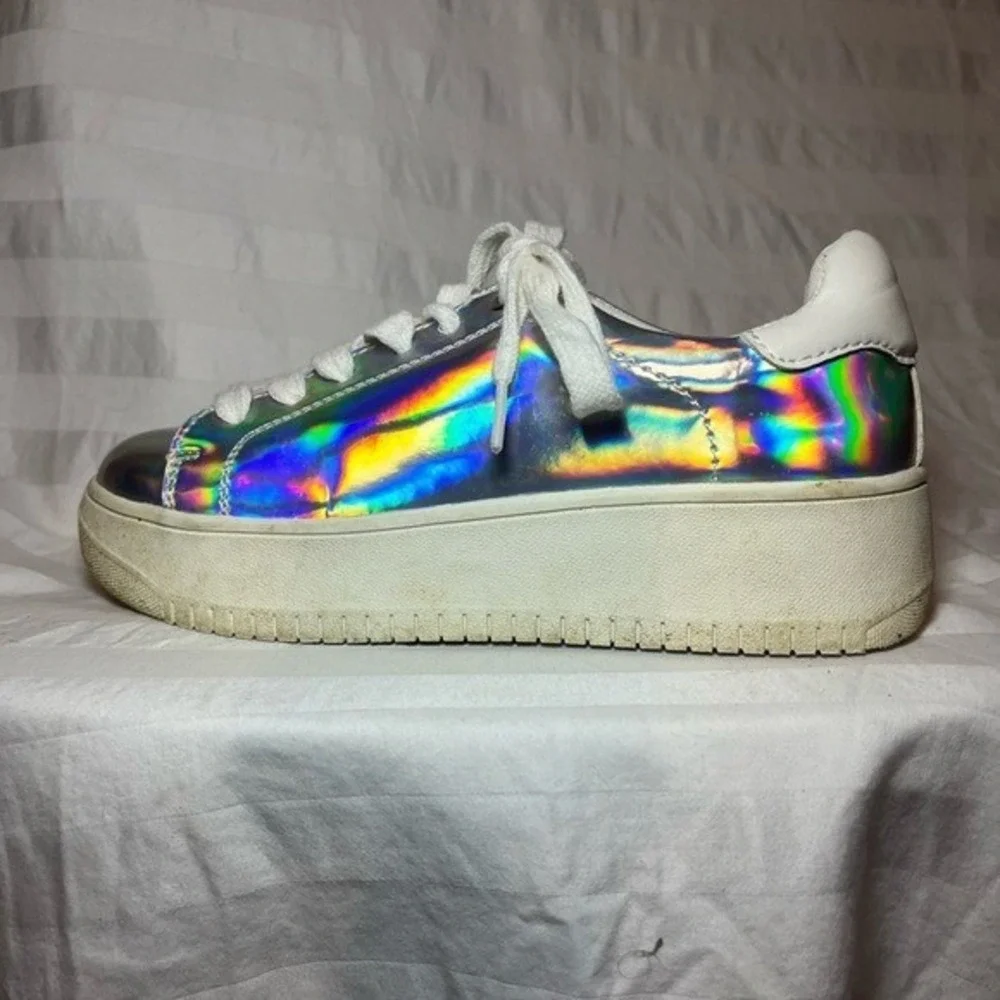 Steve Madden JROCKAWY Kids Holographic Silver Platform Sneakers Size 3M